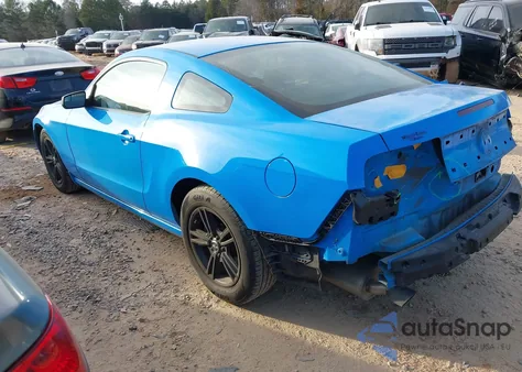 2014 Ford Mustang V6 z USA, uszkodzony, nr VIN 1ZVBP8AM8E5258360